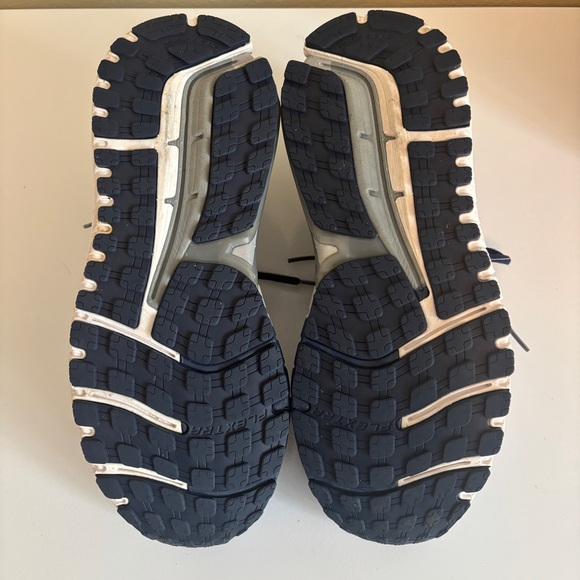 Brooks Beast 18 Road-Running Shoes Men's Size 9M Gray/Blue - Preowned - Picture 7 of 11